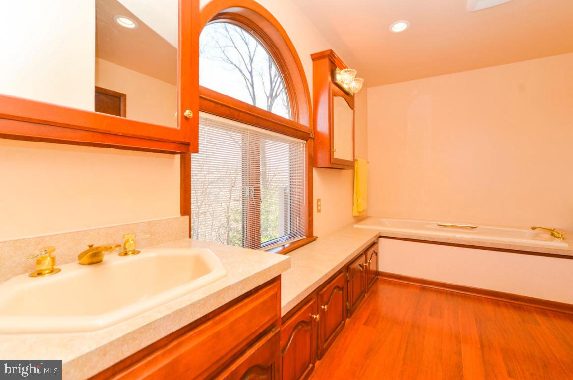 2600 Pennwood Road Lancaster, PA 17601 - Photo 21 of 36 Gallery Image 21