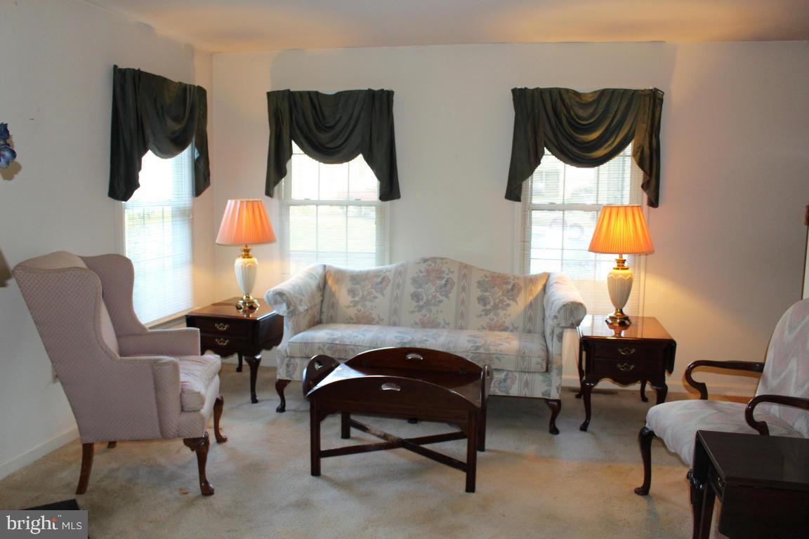 29 Greythorne Road, Unit 98 Lancaster, PA 17603 - Photo 3 of 13 Gallery Image 3