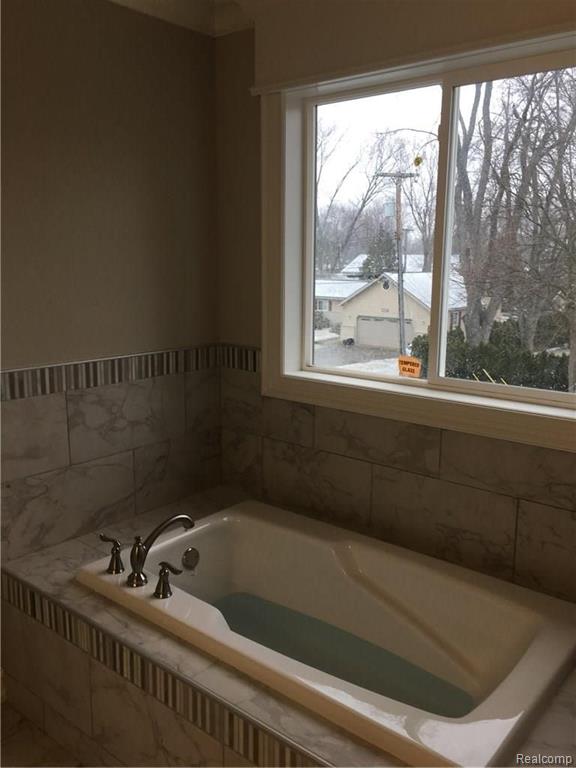 6813 Shelldrake Drive Troy, MI 48085 - Photo 22 of 42