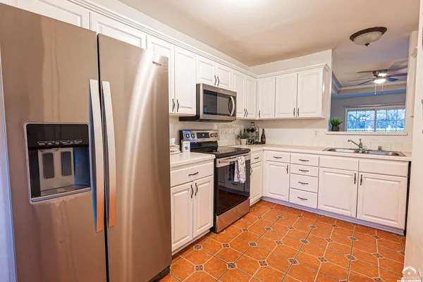 $225,000 | 1204 Sunchase Drive, Lawrence, KS 66044