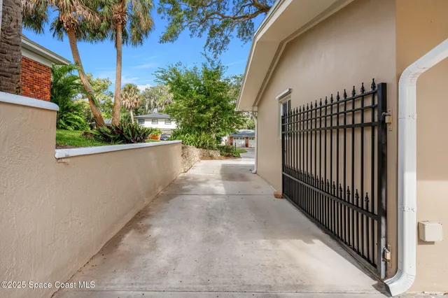 $624,900 | 121 South Twin Lakes Road, Cocoa, FL 32926