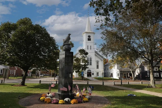 $309,900 | 180 Main Street, Unit A15, Bridgewater, MA 02324