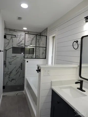 $2,100 | 12134 Longwood Drive, Pensacola, FL 32507