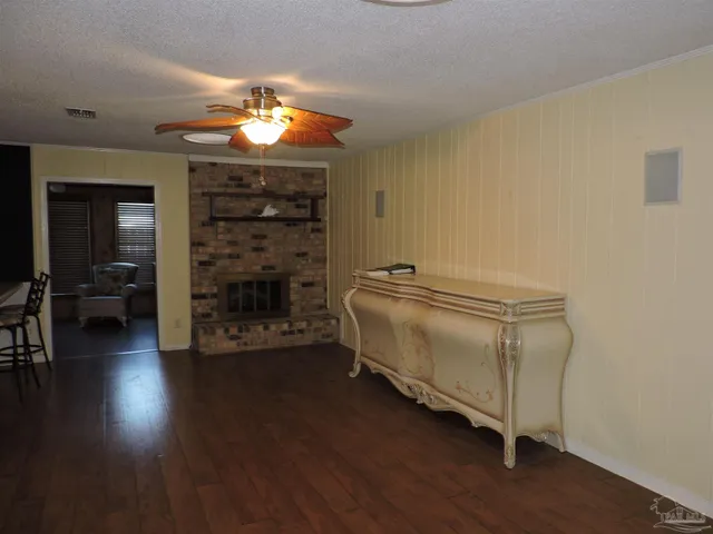 $2,100 | 12134 Longwood Drive, Pensacola, FL 32507