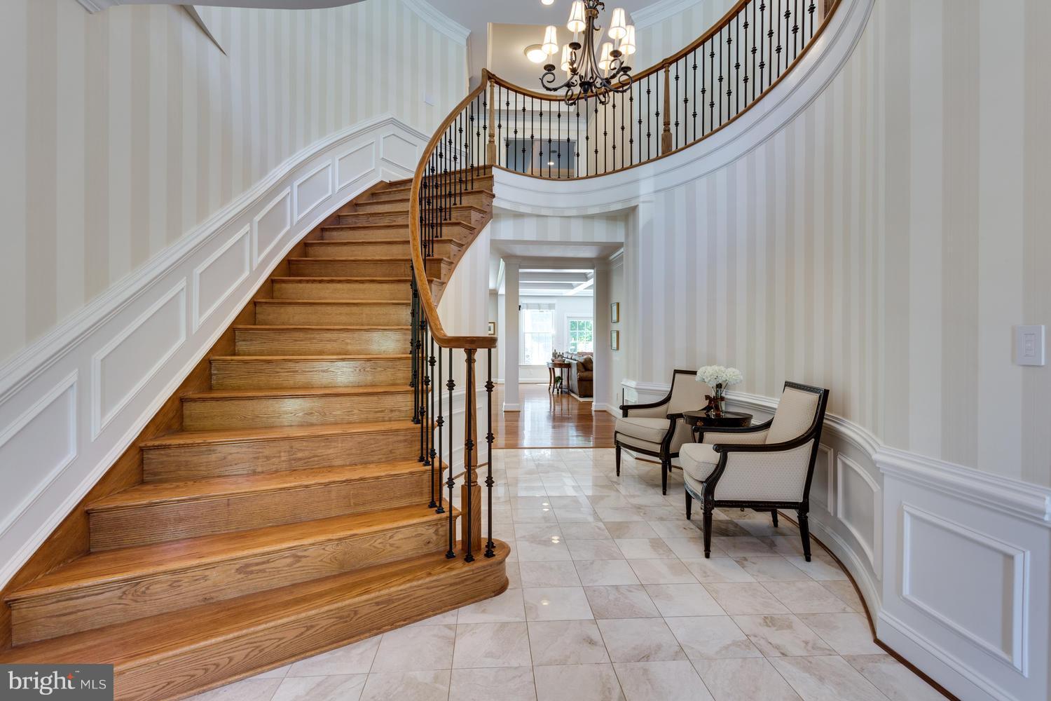 7205 Matthew Mills Road McLean, VA 22101 - Photo 3 of 30 Foyer