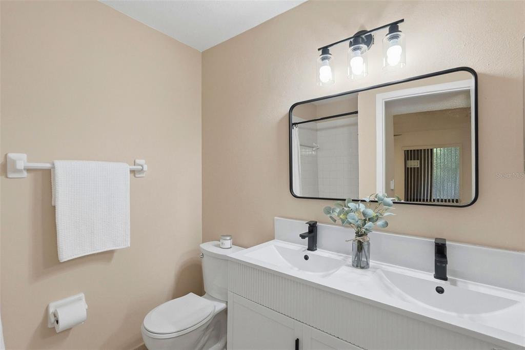 11707 Raintree Village Boulevard, Unit C Temple Terrace, FL 33617 - Photo 10 of 24