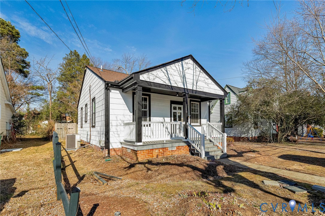 2110 Maplewood Road Henrico, VA 23228 - Photo 2 of 40