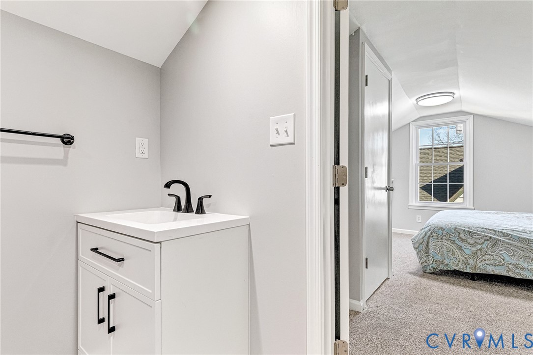 2110 Maplewood Road Henrico, VA 23228 - Photo 29 of 40