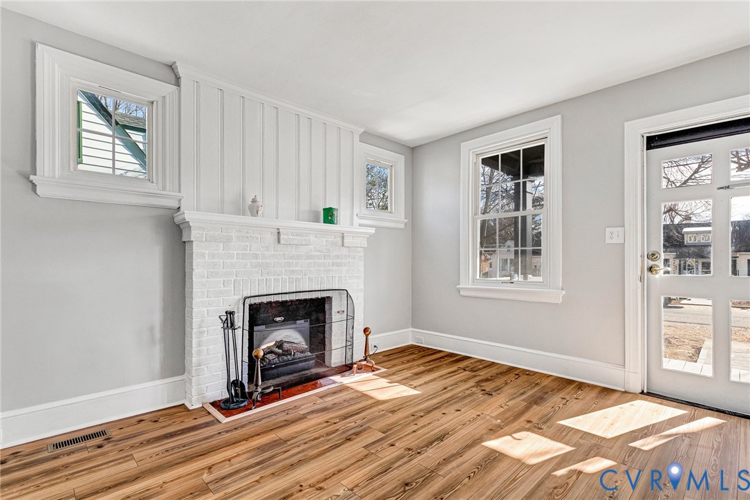 2110 Maplewood Road Henrico, VA 23228 - Photo 7 of 40