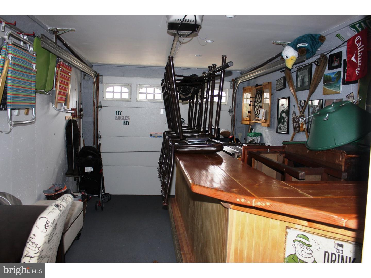 1139 Norwalk Road Philadelphia, PA 19115 - Photo 21 of 24 Garage
