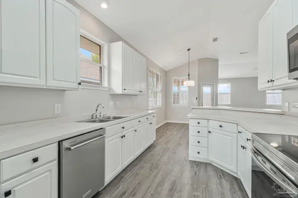 $450,000 | 4146 Oak Pointe Drive, Gulf Breeze, FL 32563