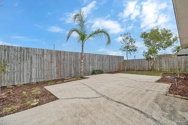 $450,000 | 4146 Oak Pointe Drive, Gulf Breeze, FL 32563