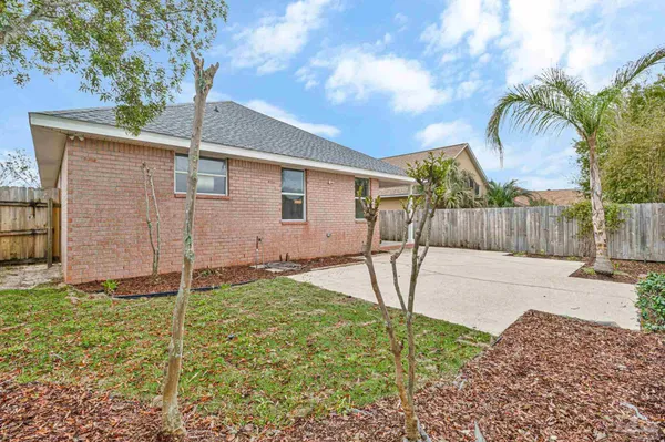 $450,000 | 4146 Oak Pointe Drive, Gulf Breeze, FL 32563