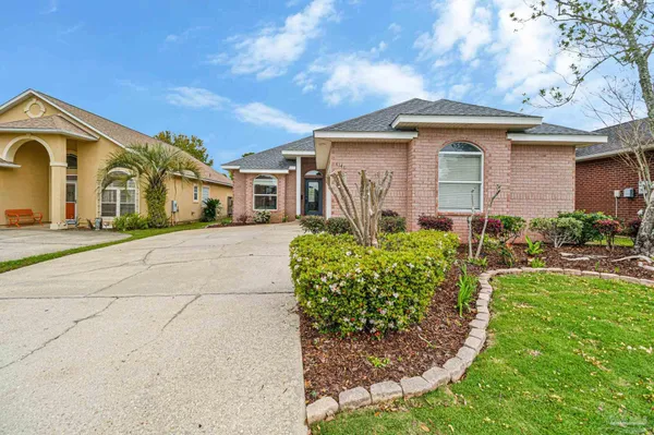 $450,000 | 4146 Oak Pointe Drive, Gulf Breeze, FL 32563