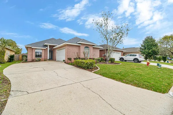 $450,000 | 4146 Oak Pointe Drive, Gulf Breeze, FL 32563