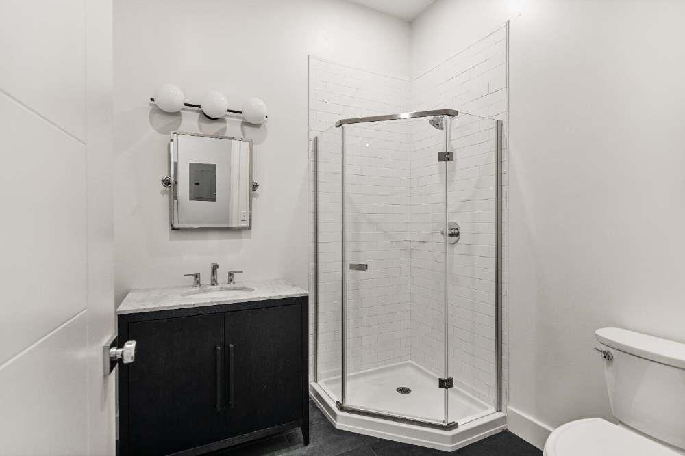 131 Main Street, Unit 2A1 Burlington, VT 05401 - Photo 11 of 39
