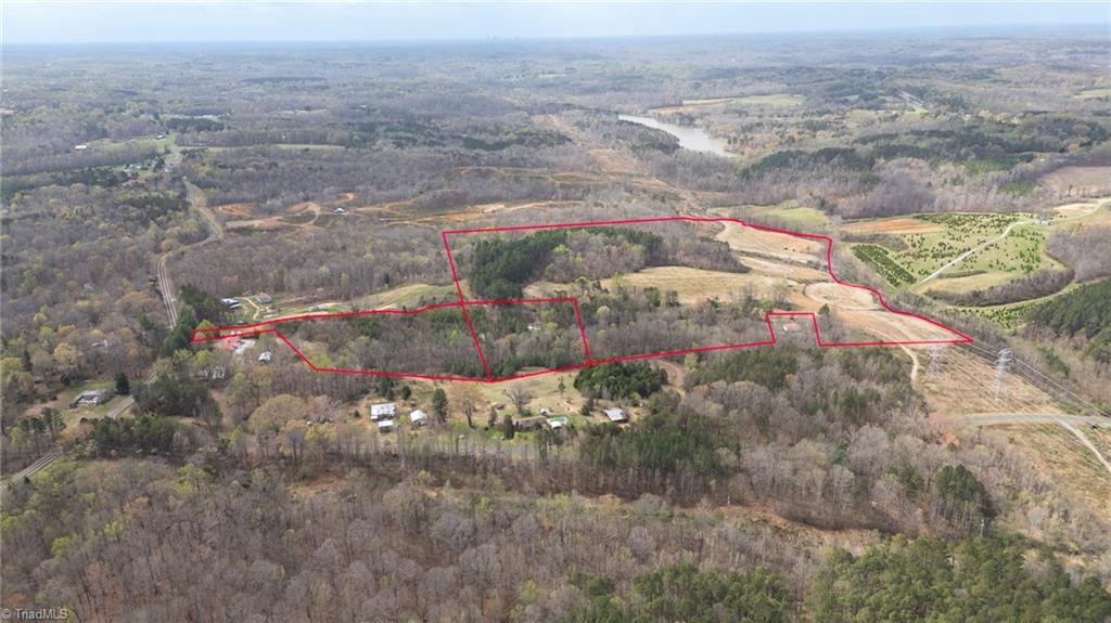 6988 Salem Chapel Road Walnut Cove, NC 27052 - Photo 6 of 7