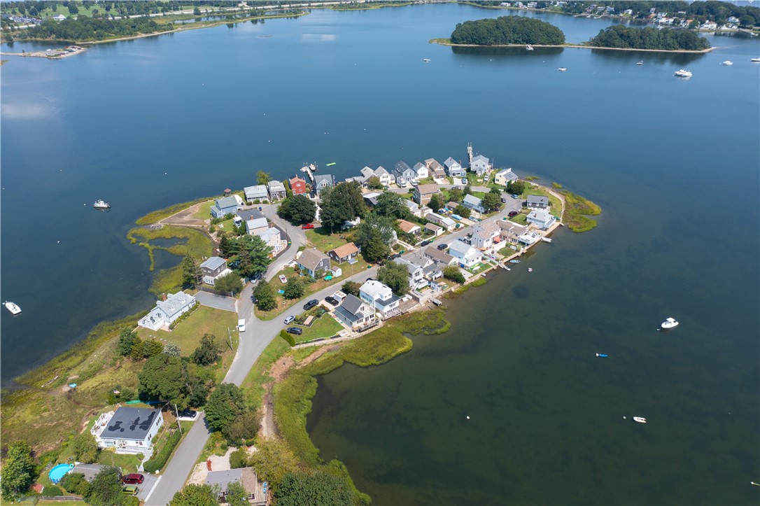 269 Riverside Street Portsmouth, RI 02871 - Photo 2 of 30