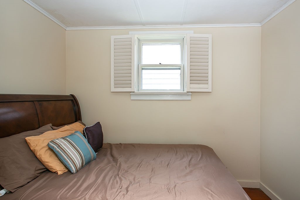 269 Riverside Street Portsmouth, RI 02871 - Photo 21 of 30