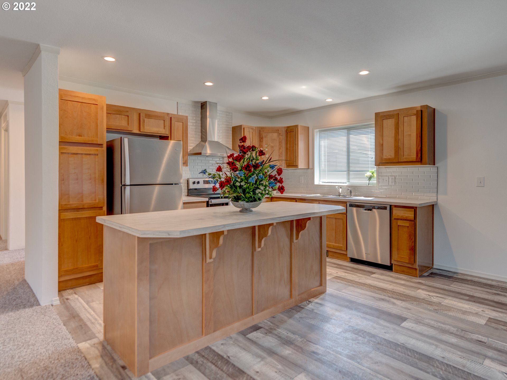 1871 7th Street Springfield, OR 97477 - Photo 6 of 20