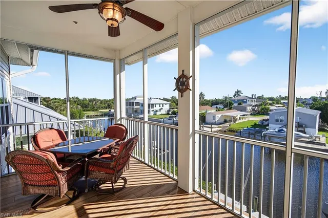 a view of room with washer and dryer