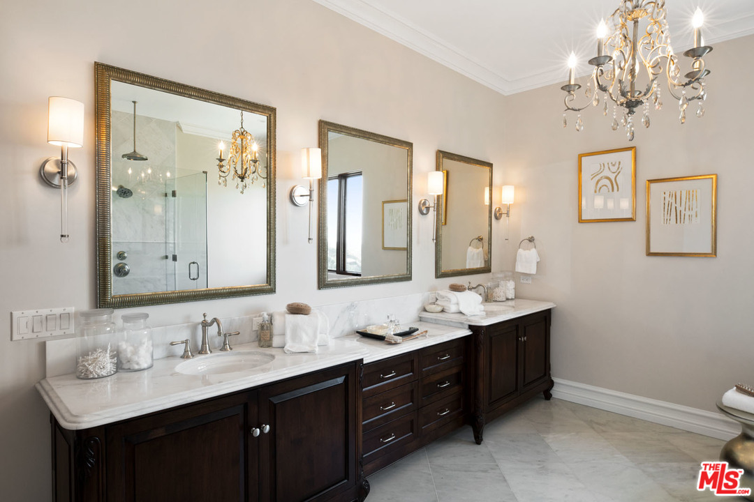 6280 Zumirez Drive Malibu, CA 90265 - Photo 30 of 54