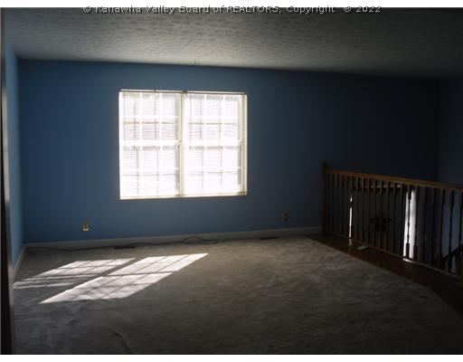 5323 Bentbrook Road Charleston, WV 25313 - Photo 6 of 15 Living Room.