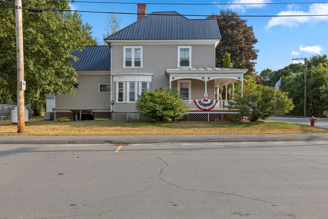 $274,900 | 51 Maple Street, Madison, ME 04950