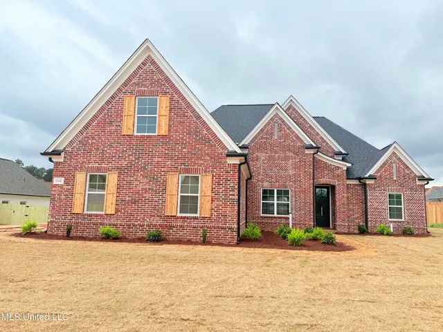$383,000 | 3141 Winterwood Drive, Hernando, MS 38632