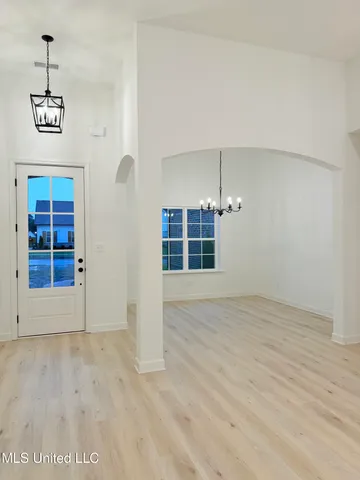 $383,000 | 3141 Winterwood Drive, Hernando, MS 38632