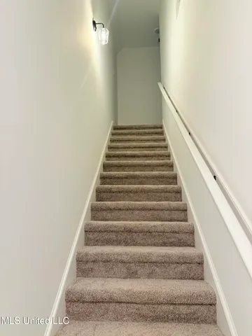 $383,000 | 3141 Winterwood Drive, Hernando, MS 38632