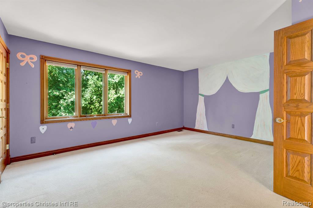 2160 Reagan Drive Rochester Hills, MI 48309 - Photo 36 of 60