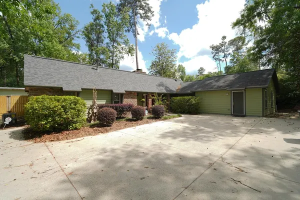 $2,600 | 1309 Domingo Drive, Tallahassee, FL 32304