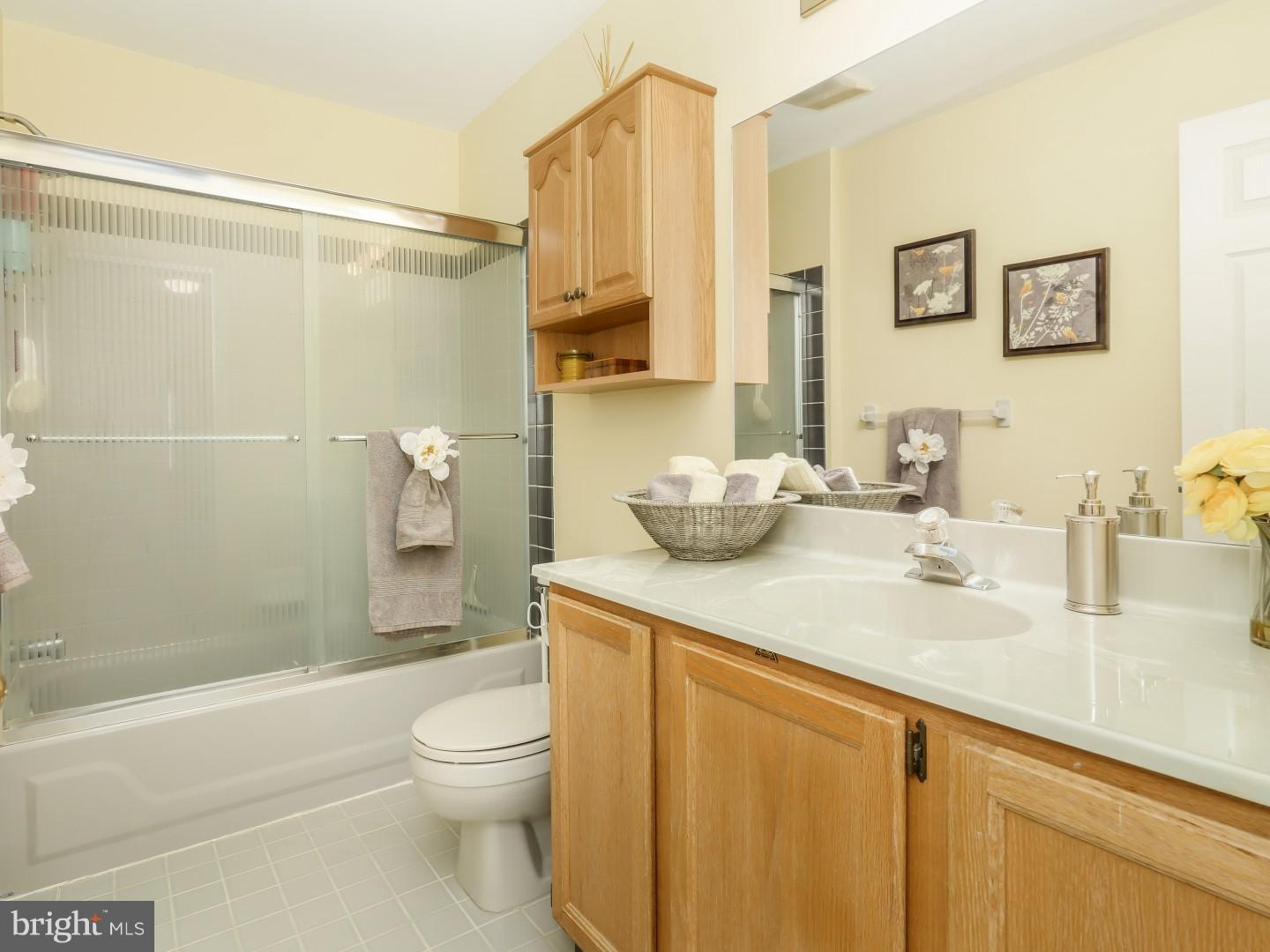 1267 Fountain Road Newtown, PA 18940 - Photo 20 of 23 Bathroom