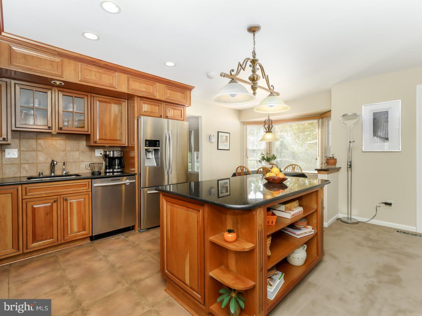 1267 Fountain Road Newtown, PA 18940 - Photo 9 of 23 Kitchen