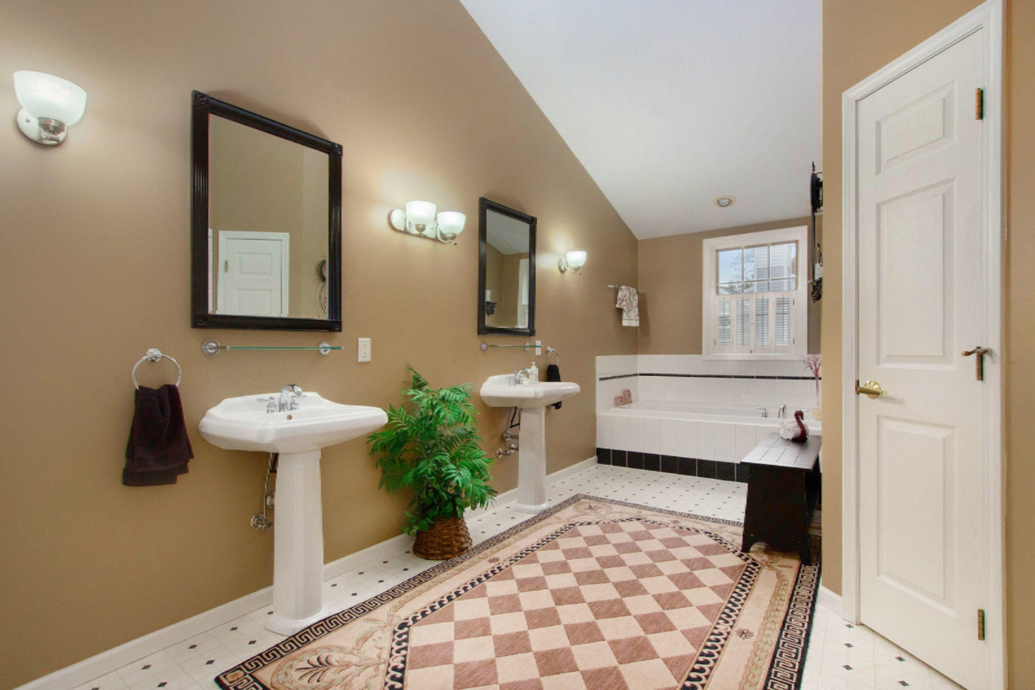2962 Ridgeview Street, Unit 22 North Muskegon, MI 49445 - Photo 25 of 34 Huge bath w double sinks