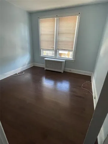 $995,000 | 9 Corso Court | Gravesend