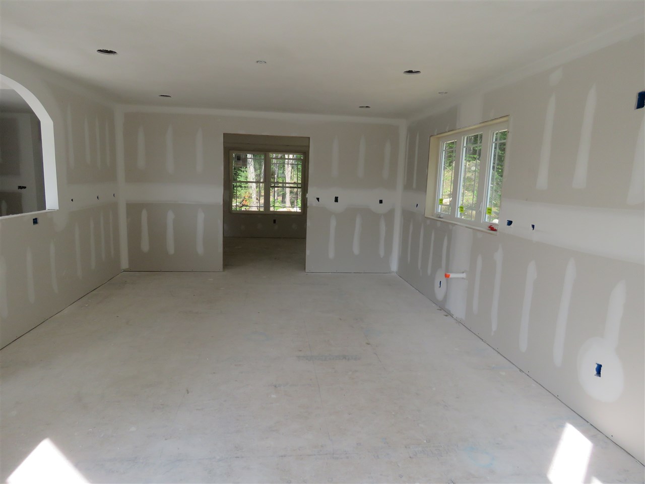 515 East Mountain Road Peterborough, NH 03458 - Photo 11 of 26 Gallery Image 11
