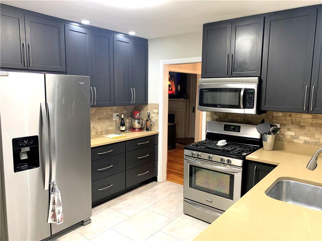 2302 Franklin Street Columbus, IN 47201 - Photo 5 of 37