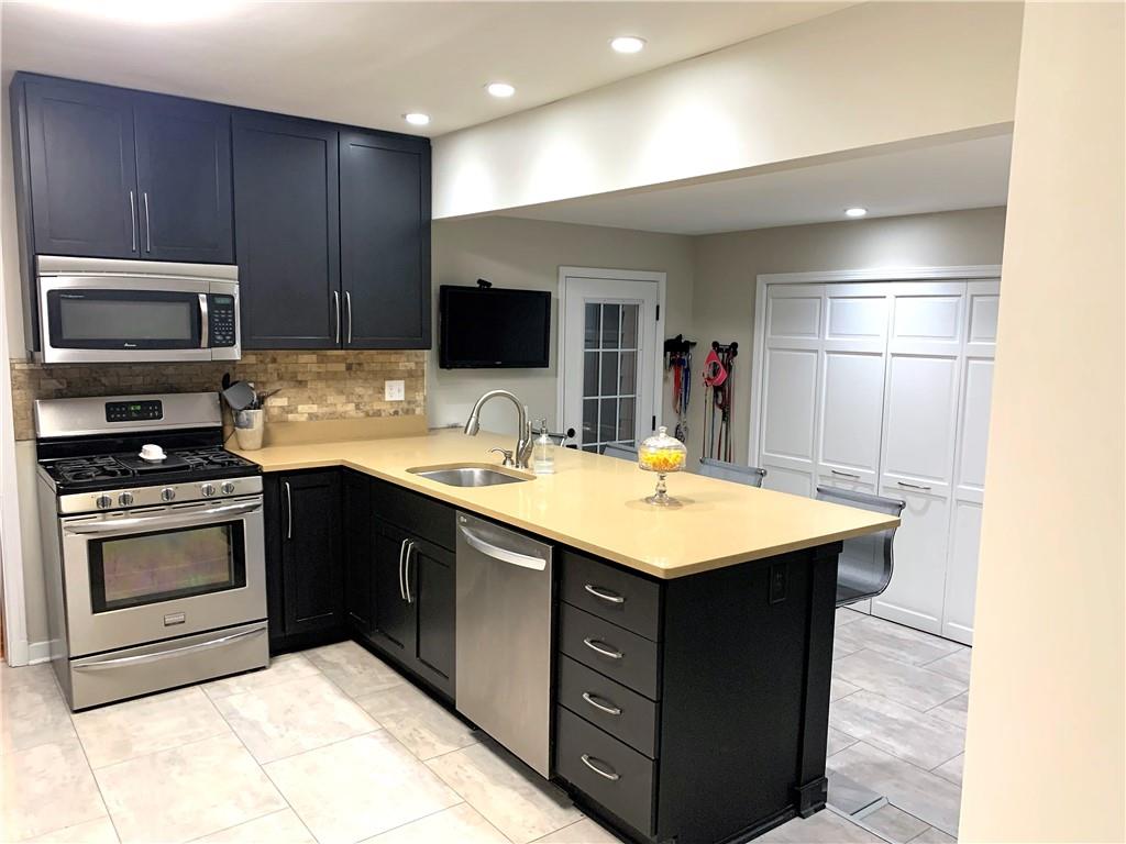 2302 Franklin Street Columbus, IN 47201 - Photo 8 of 37