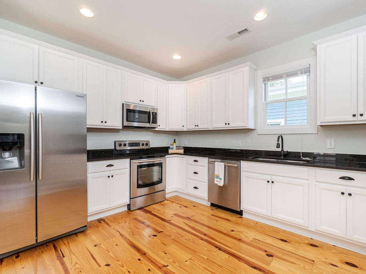 217 East South Street Raleigh, NC 27601 - Photo 11 of 26 Photo 11