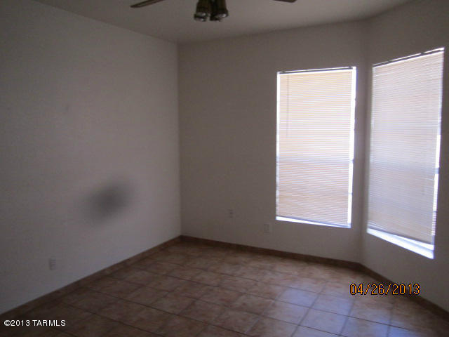 7115 West Rivulet Drive Tucson, AZ 85743 - Photo 10 of 13