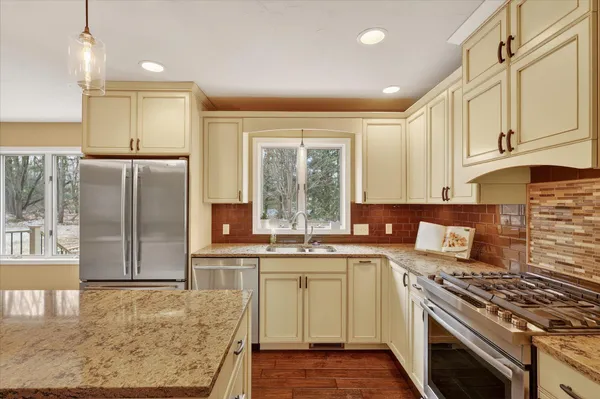 $799,900 | 2694 Ashville Drive Northeast, Grand Rapids, MI 49525