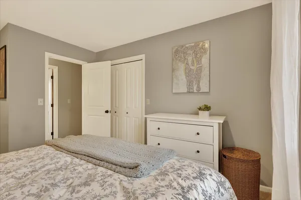 $799,900 | 2694 Ashville Drive Northeast, Grand Rapids, MI 49525