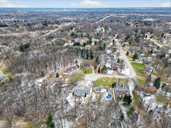 $799,900 | 2694 Ashville Drive Northeast, Grand Rapids, MI 49525