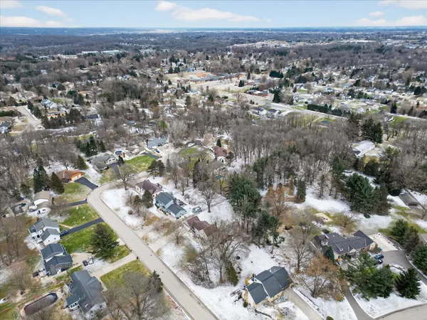 $799,900 | 2694 Ashville Drive Northeast, Grand Rapids, MI 49525