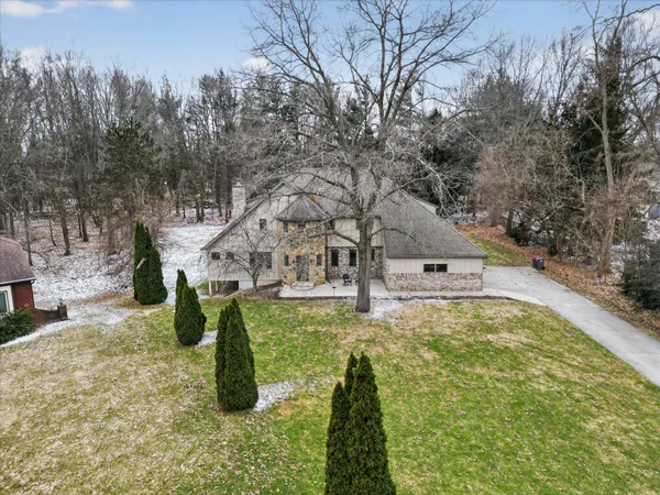 $799,900 | 2694 Ashville Drive Northeast, Grand Rapids, MI 49525