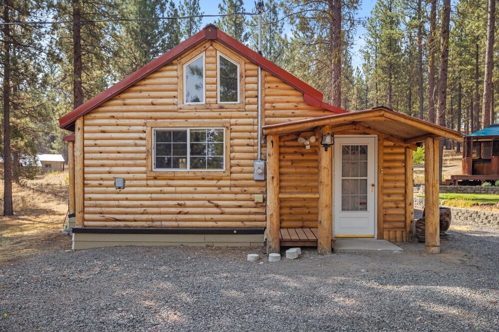 9630 Sprague River Road Chiloquin, OR 97624 - Photo 4 of 62 9630SpragueRiverRd.-24