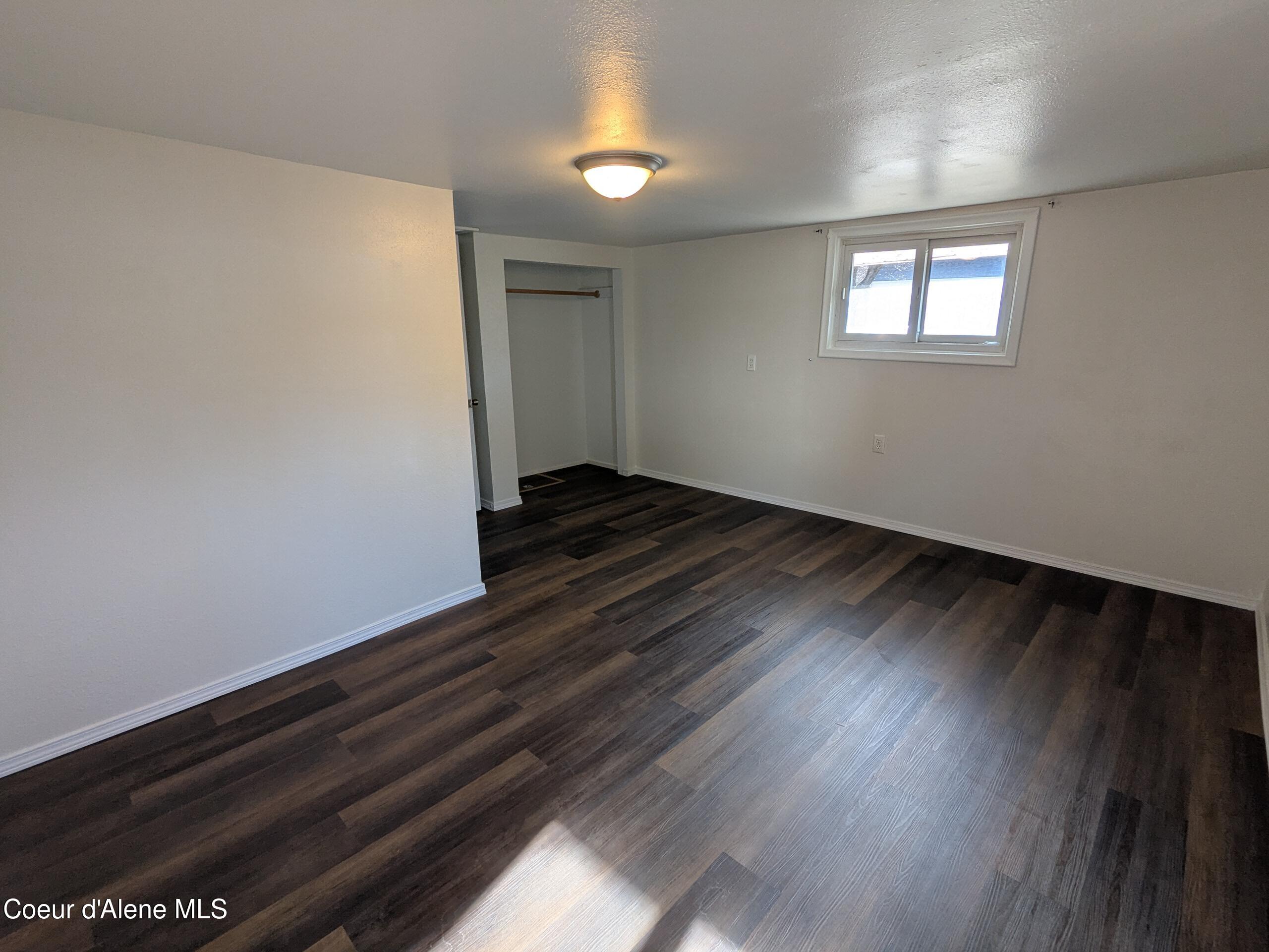 6 Maple Street Pinehurst, ID 83850 - Photo 12 of 25 Bedroom 1 Pic 2