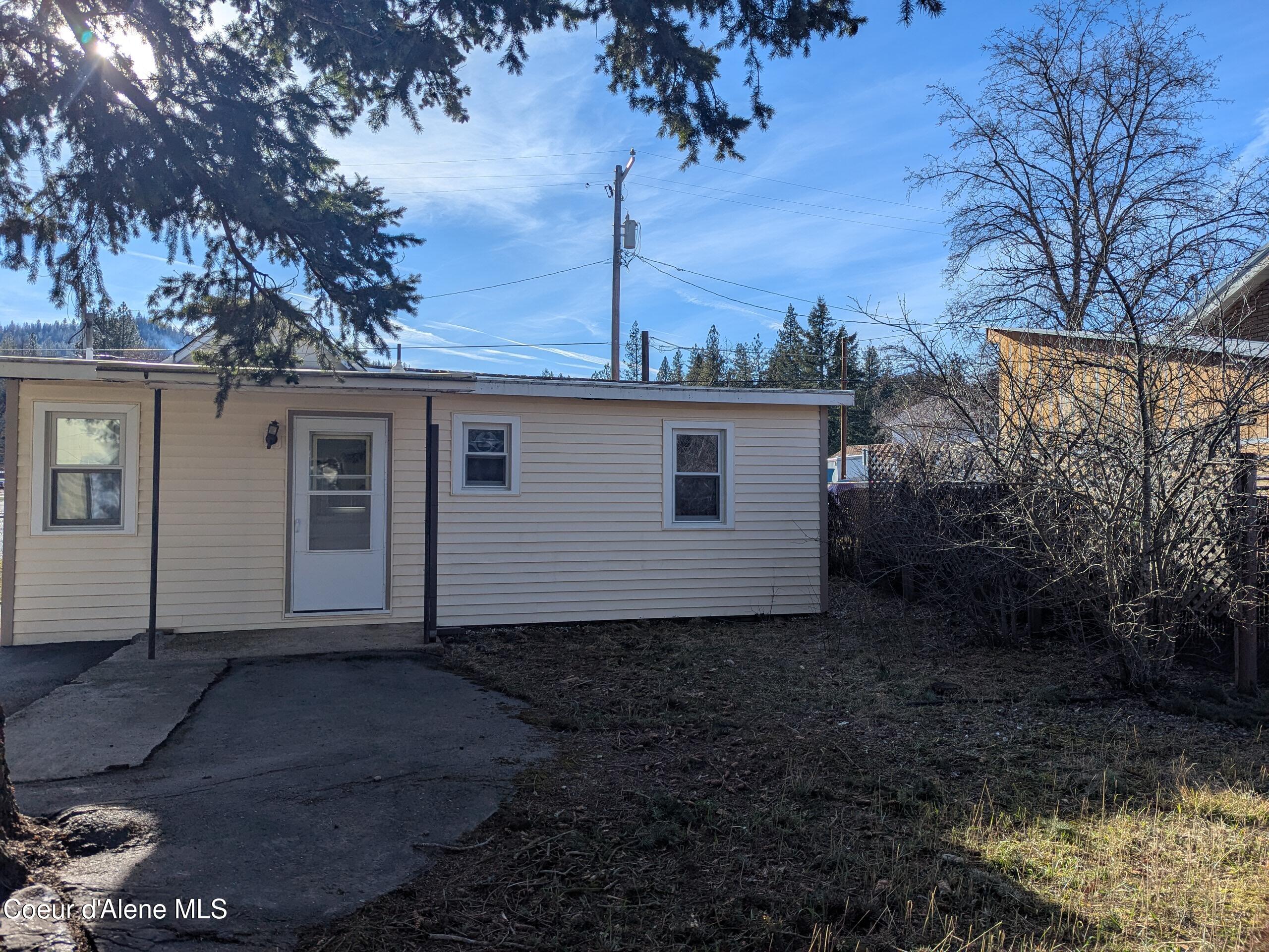6 Maple Street Pinehurst, ID 83850 - Photo 16 of 25 Back Yard